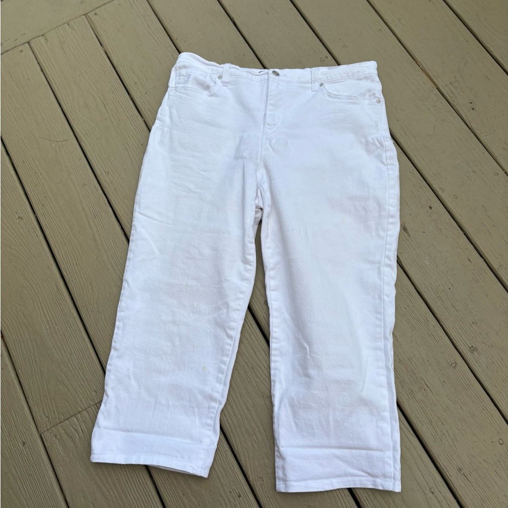 GLORIA VANDERBILT White (Amanda) Cropped High-Rise Jeans, Size: 12
